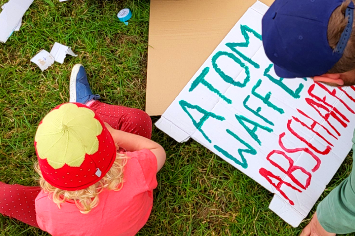 Vorbereitungs einer Protestaktion gegen die nukleare Aufrüstung im Jahr 2023