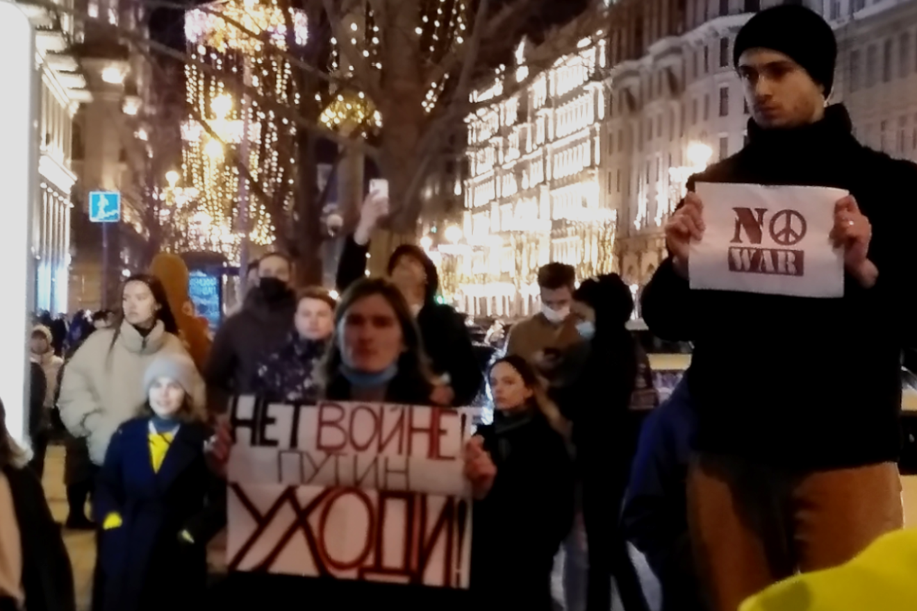 Wie gehen Russen im Land mit Krieg um?