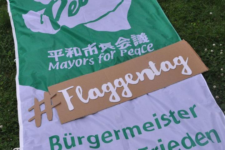 Aktion abgeschlossen: 5. Flaggentag, 2016 am 8. Juli: Flagge zeigen!