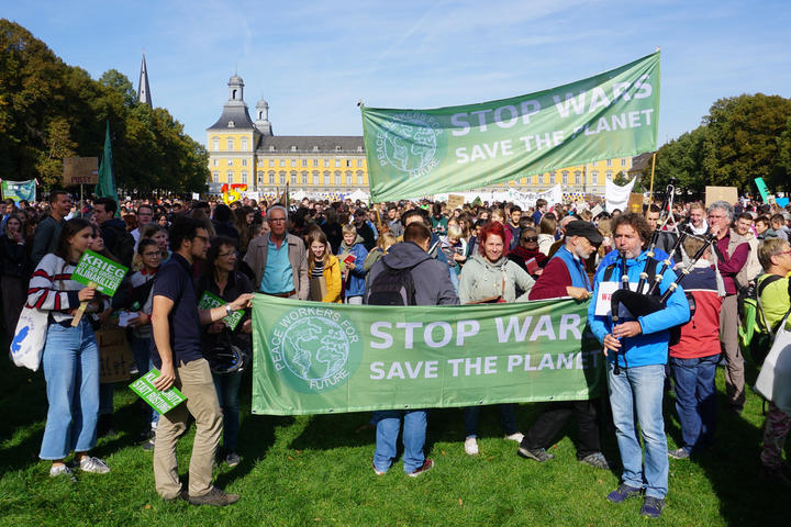 Fürs Klima und Frieden am 23. September auf die Straße!