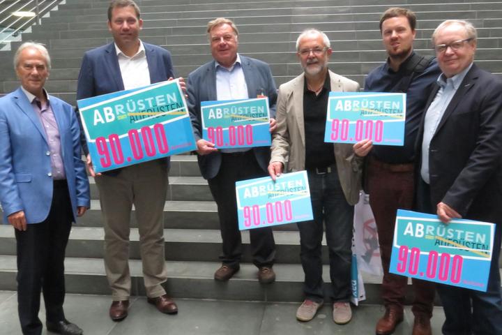 Lobbygespräche in Berlin für Abrüstung