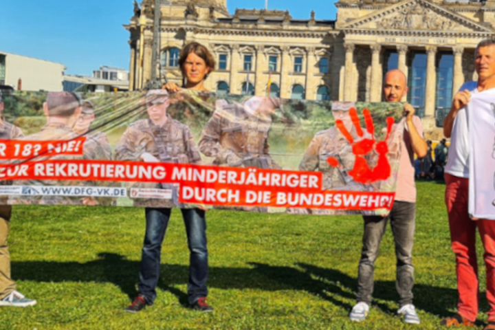 Zum Weltkindertag: Bündnis "unter 18 nie!" zieht kritische Halbzeitbilanz der Bundesregierung